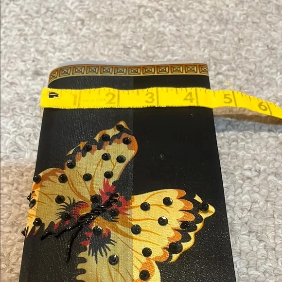 Elegant Black Butterfly Clutch - Picture 9 of 9